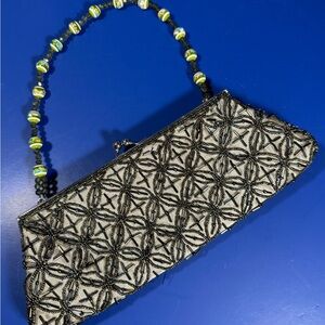 VTG Olive Beaded Artisan Handbag – 11.5” Base – Kiss-Lock Closure – Bead Strap